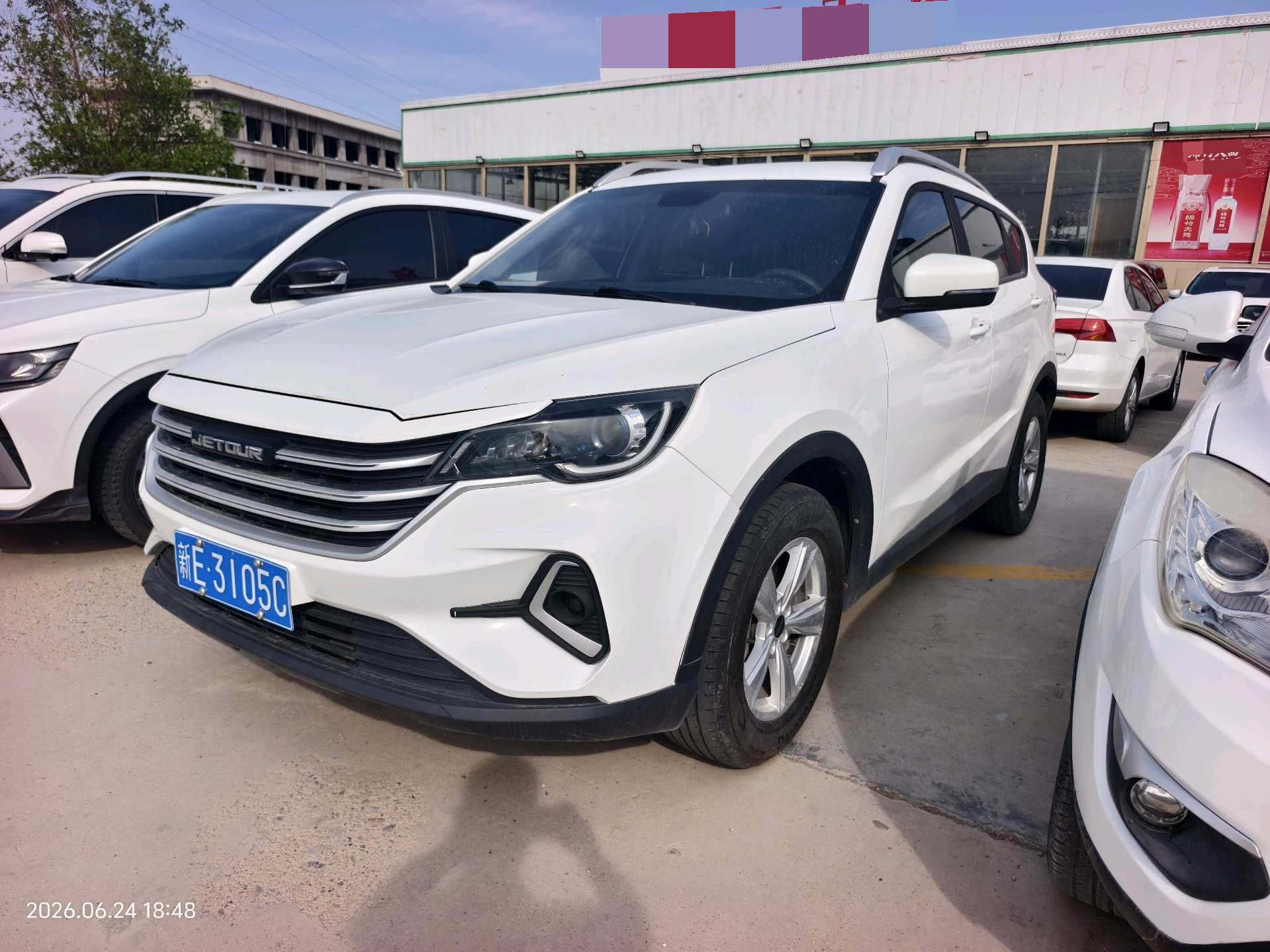 JETOUR 2021 X70M 1.5T Deluxe Partner 6-Seater