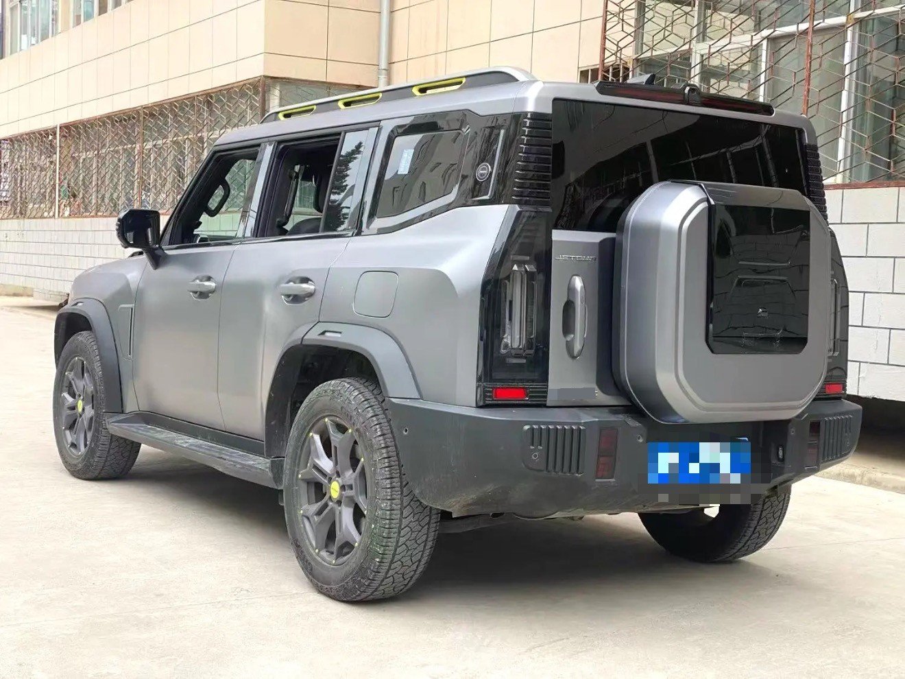 JETOUR 2024 Traveler 2.0T 4WD Cross PRO+ Entertainment Edition