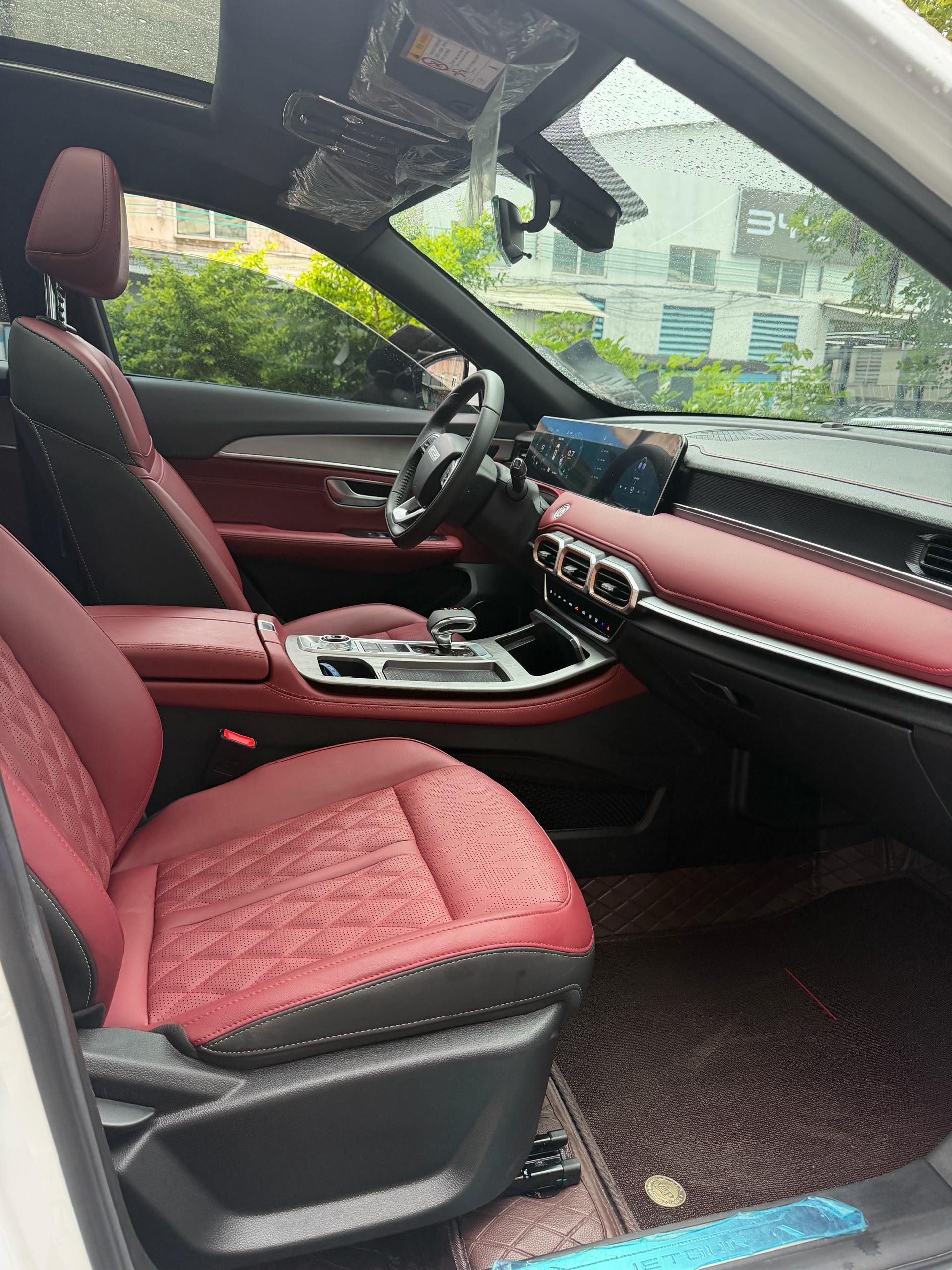 JETOUR 2025 X70 PLUS 1.5T Champion Edition MAX 7-Seater