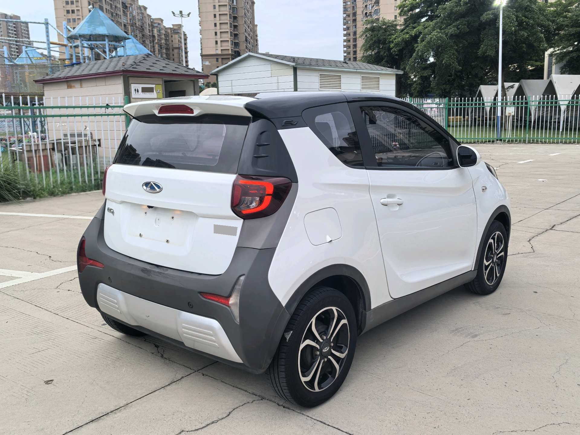Chery 2021 eQ1 200,000 Ant Powder Edition Oxygen Version Ternary Lithium 301km