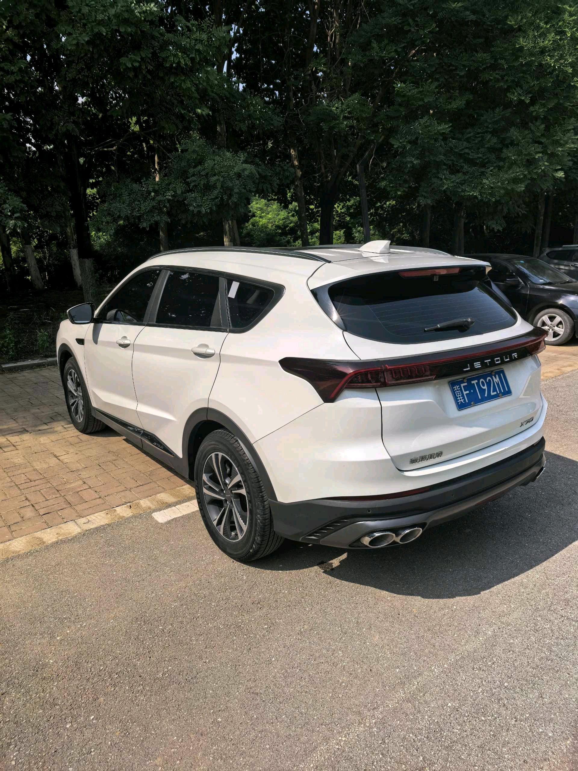 JETOUR 2021 X70 PLUS 1.6T Di 5-Seat (Facelift)