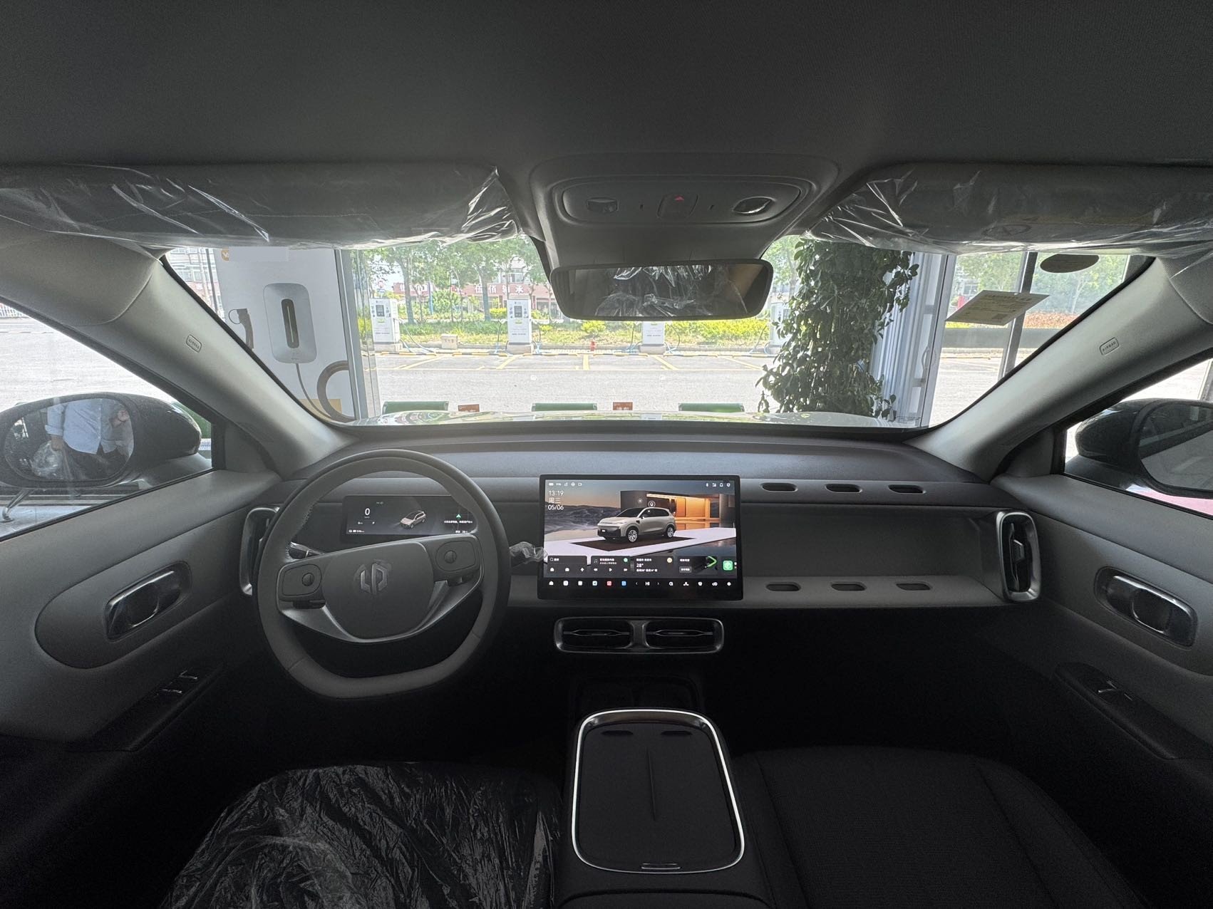 零跑 2025款 B10 600悦享智驾版