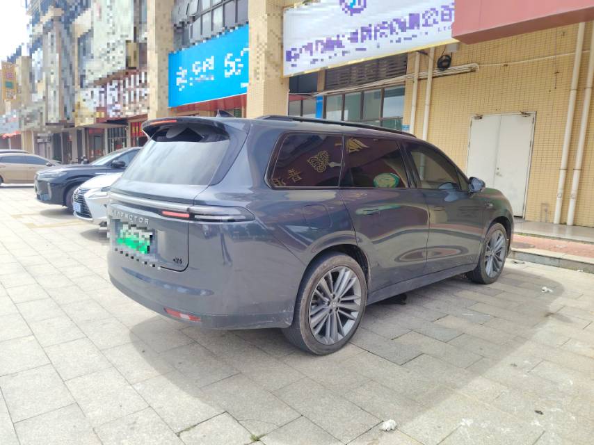 零跑 2024款 C16 200尊享版
