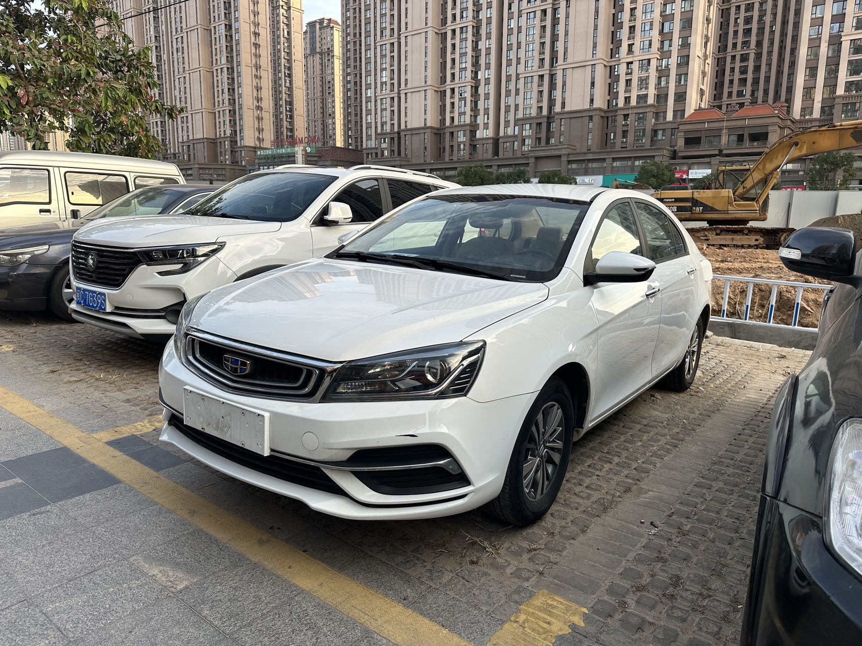 Geely 2018 Emgrand Sedan 1.5 Luxury