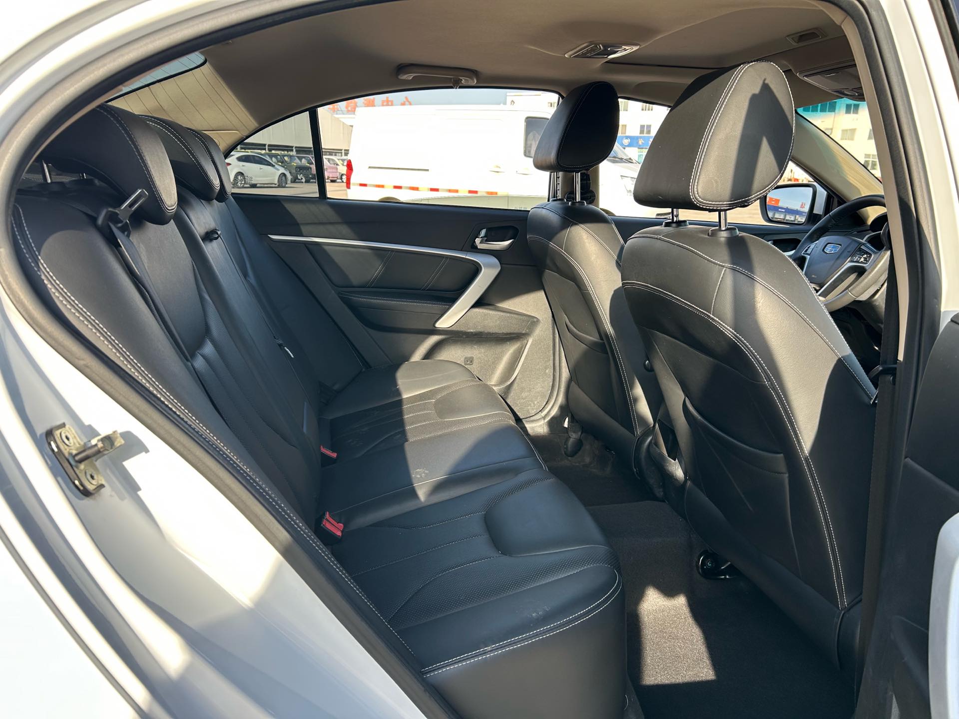 Geely 2017 Emgrand Sedan 1.5 CVT Million Edition Upward