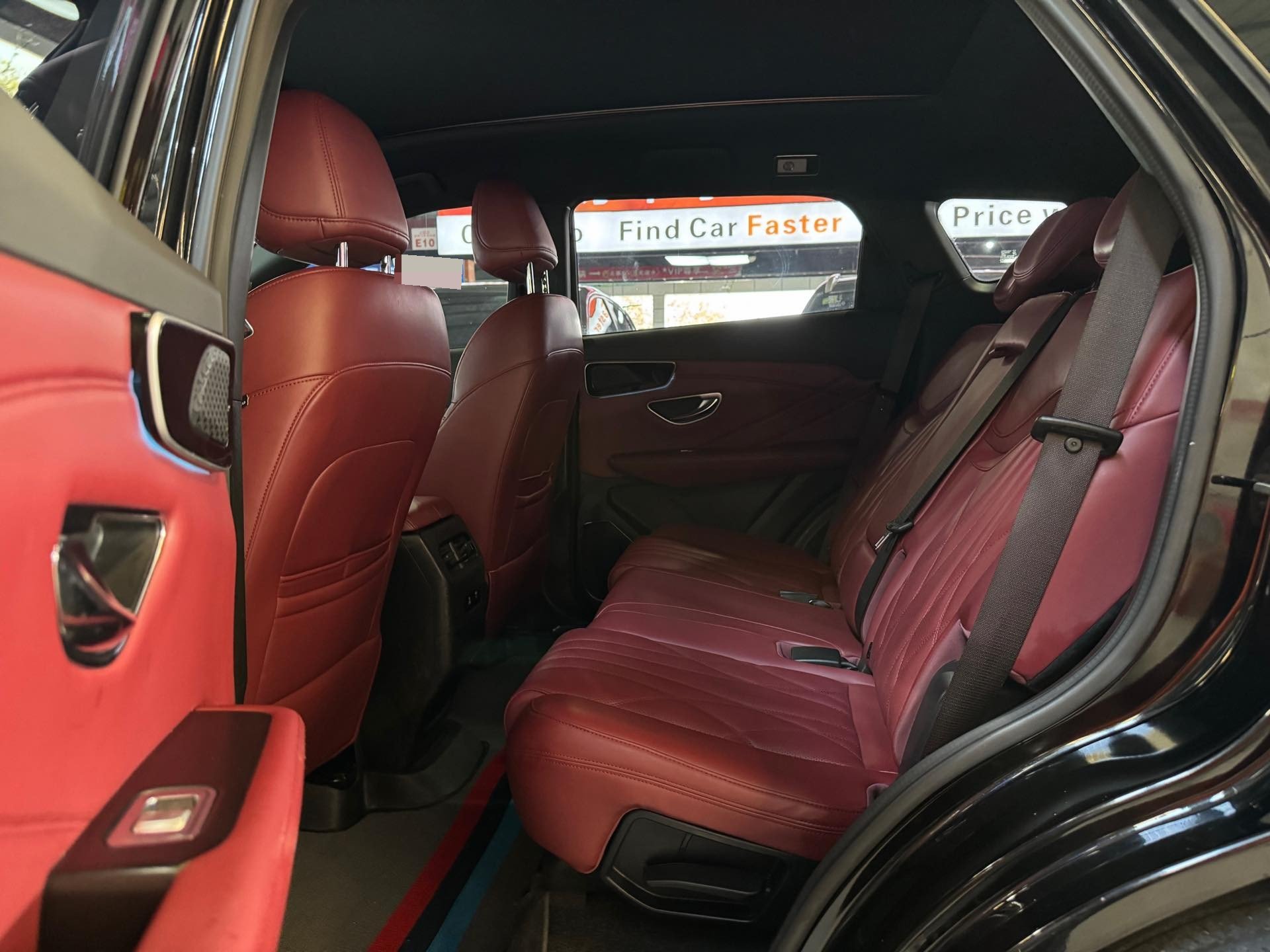 JETOUR 2025 X70 PLUS 1.5T Luxury Surge Edition 5-Seater