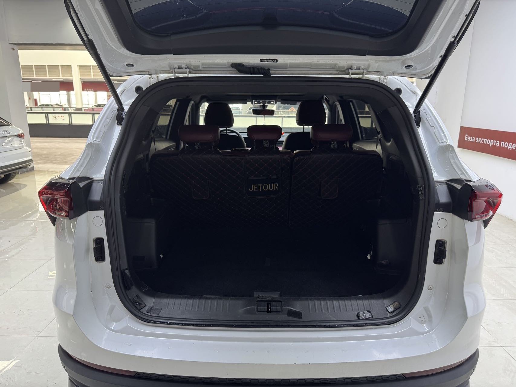 JETOUR 2023 X70 PLUS 1.5T Yongzhe PLUS 5-Seater