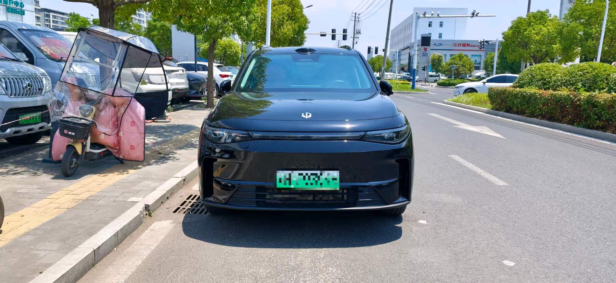 Leapmotor 2026 C16 280 LiDAR Zhizun Edition 6-Seater