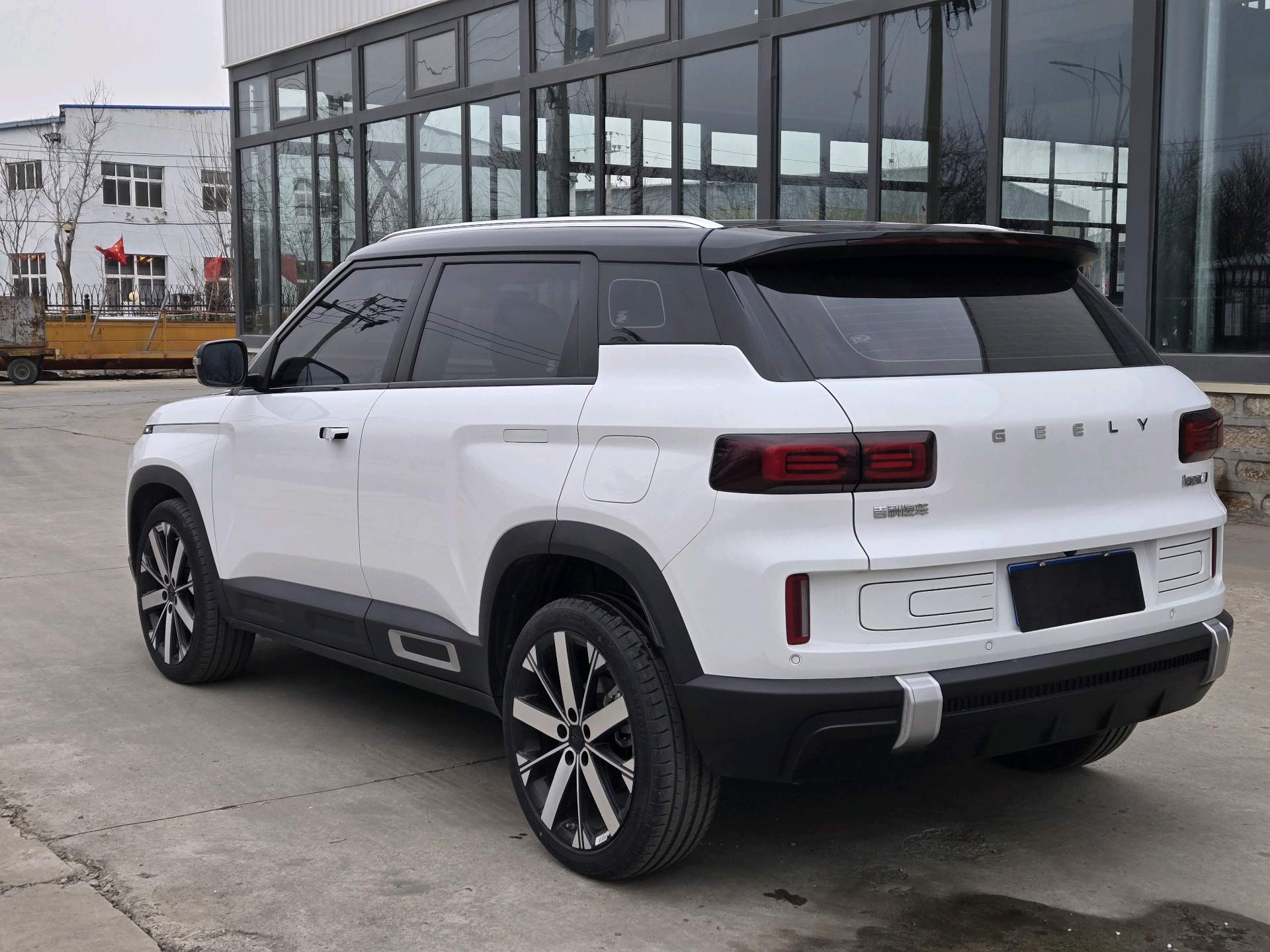 Geely 2023 Icon 1.5TD Hero