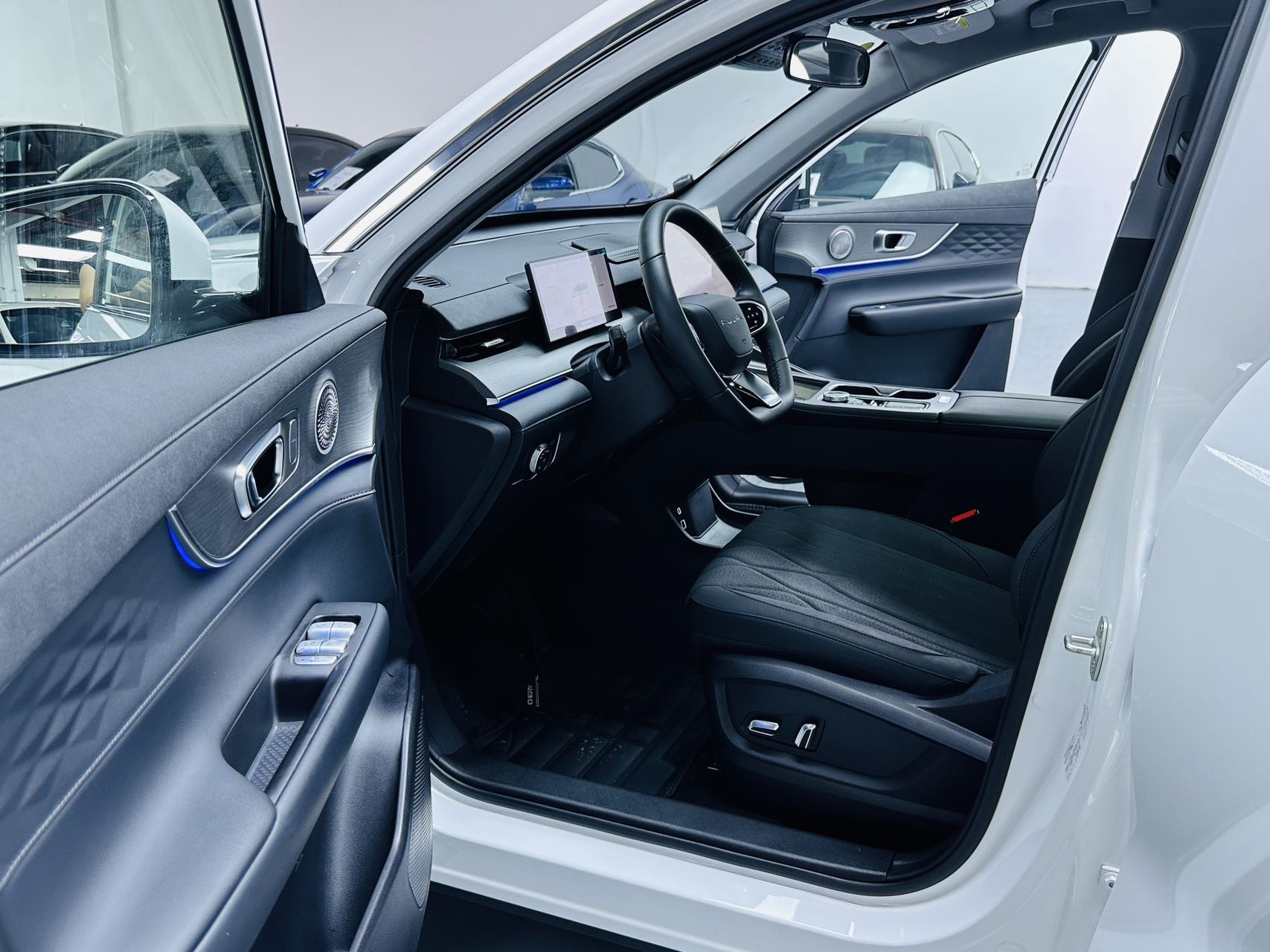 Chery 2025 Fengyun T8 1.5T 130km Luxury 5-Seater