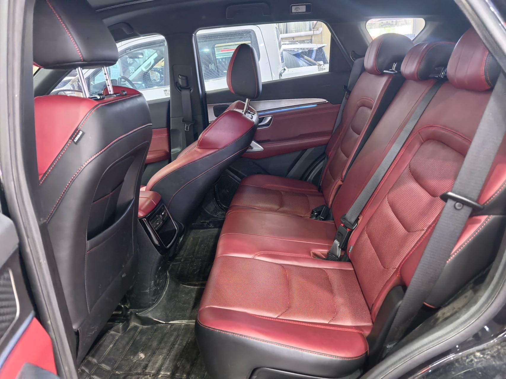 JETOUR 2021 X70 PLUS 1.5T Mountain 7-Seater