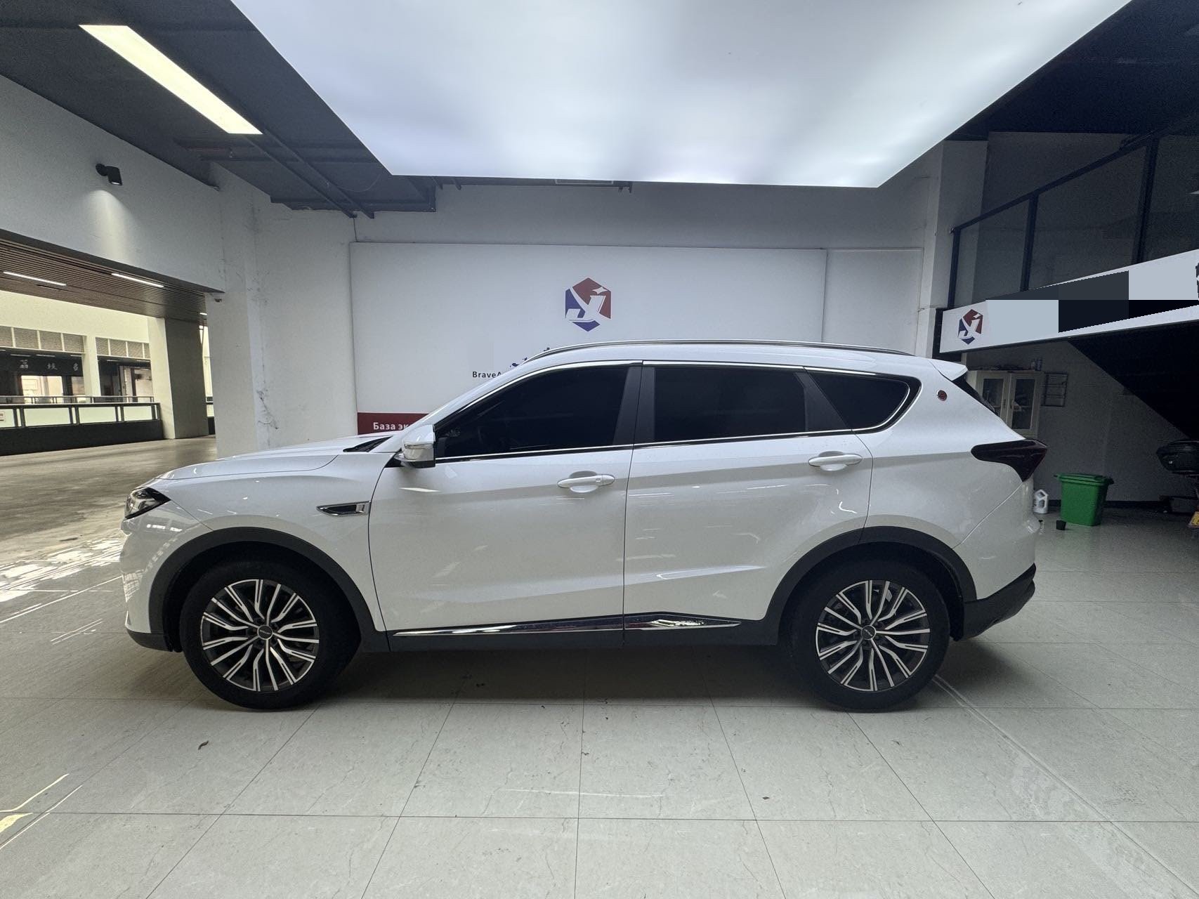 JETOUR 2023 X70 PLUS 1.5T Yongzhe PLUS 5-Seater