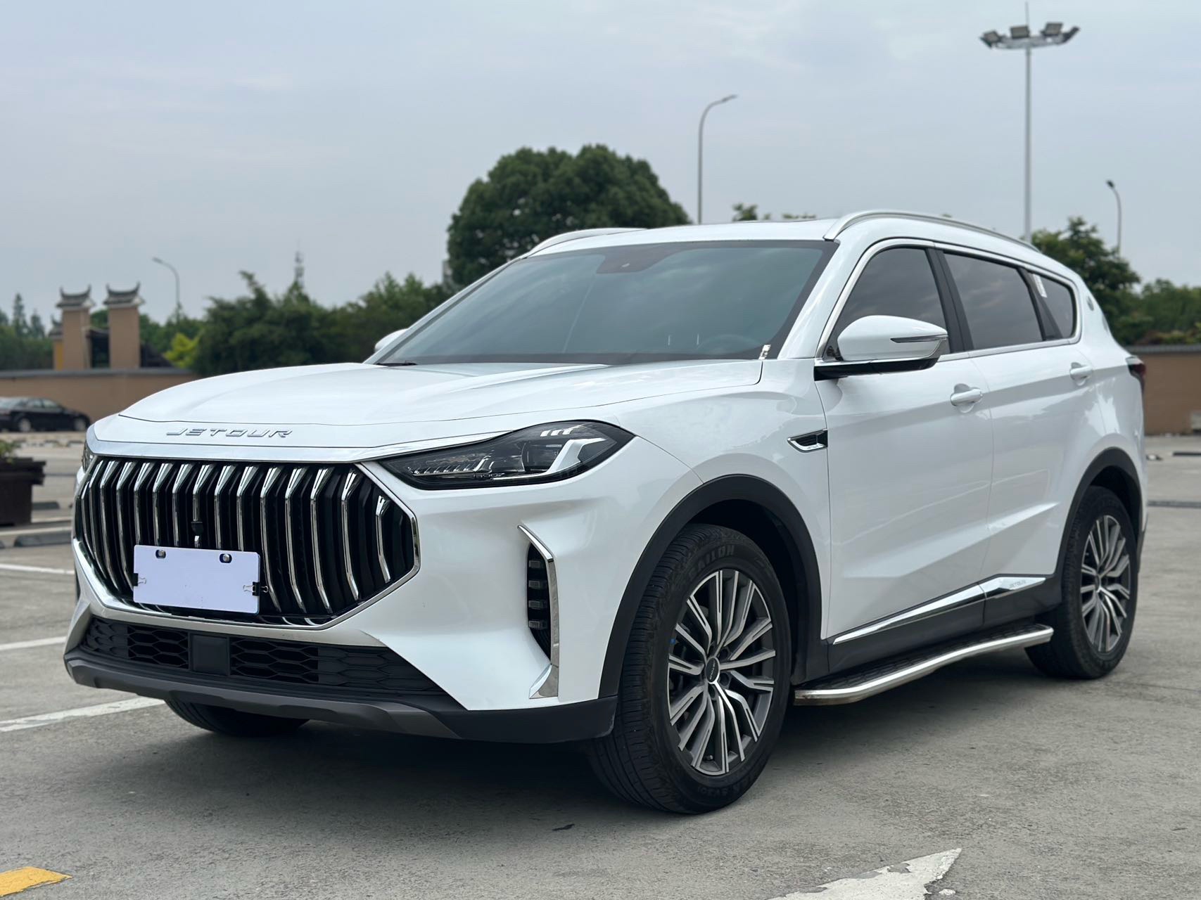 JETOUR 2024 X70 PLUS 1.5T Champion Edition MAX+ 5-Seater