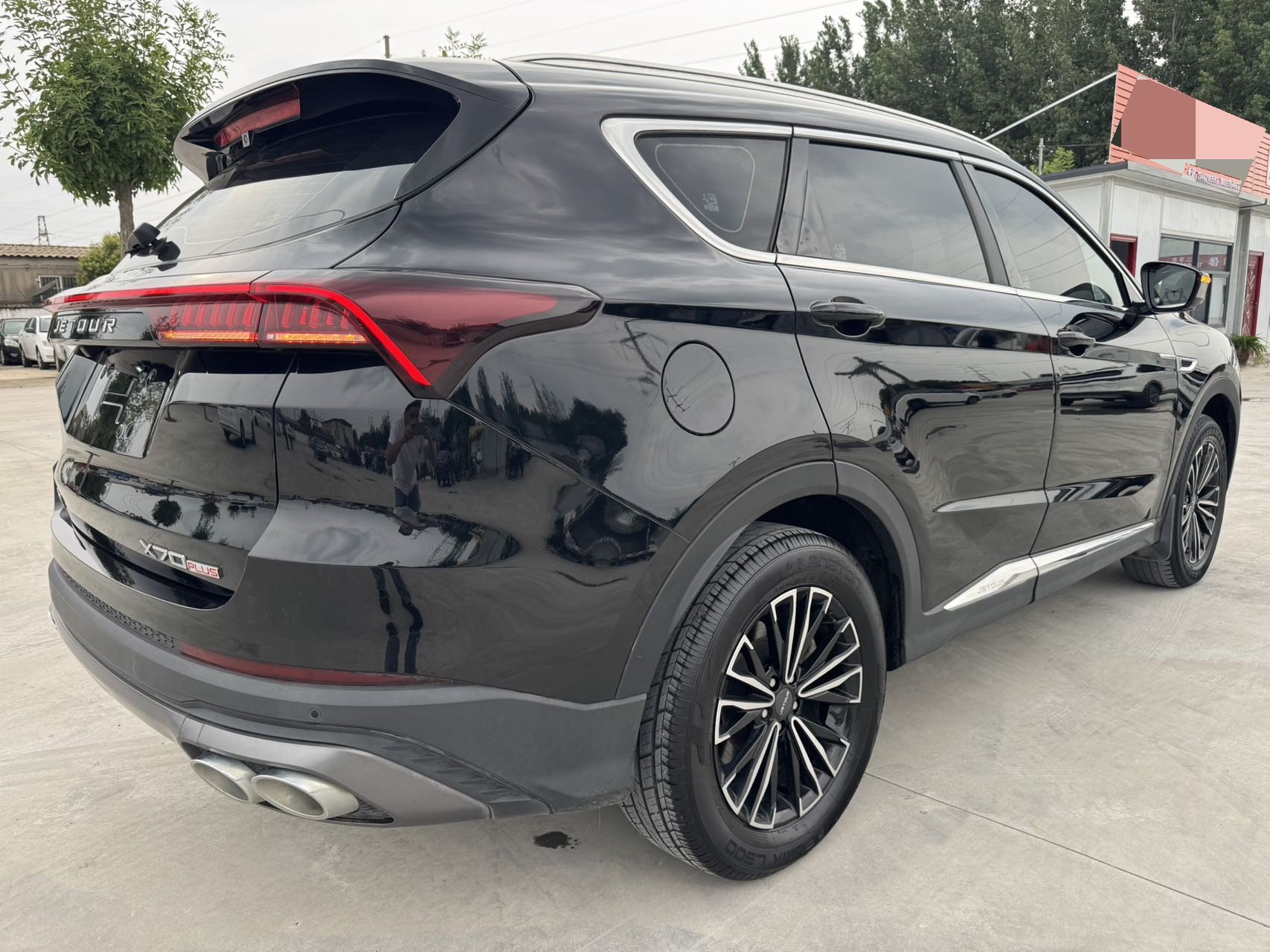 JETOUR 2021 X70 PLUS 1.5T Mountain 7-Seater