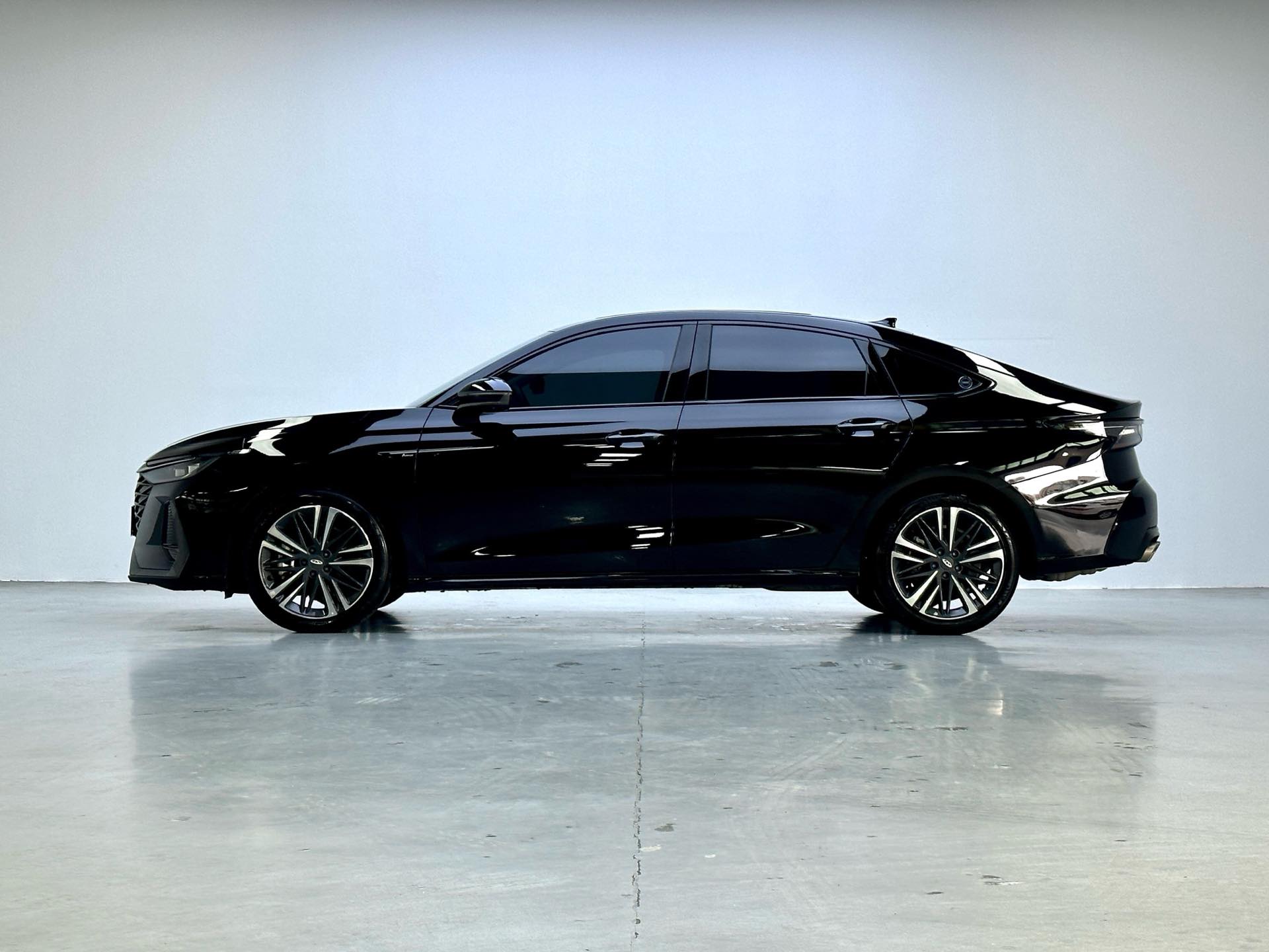 Chery 2025 Arrizo 8 2.0T Jin