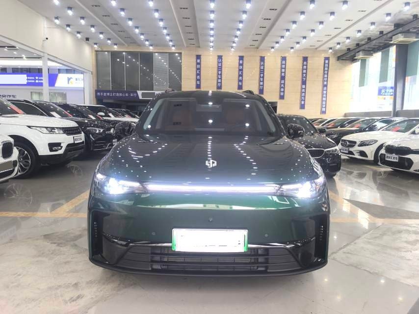 Leapmotor 2024 C16 200 Deluxe Edition