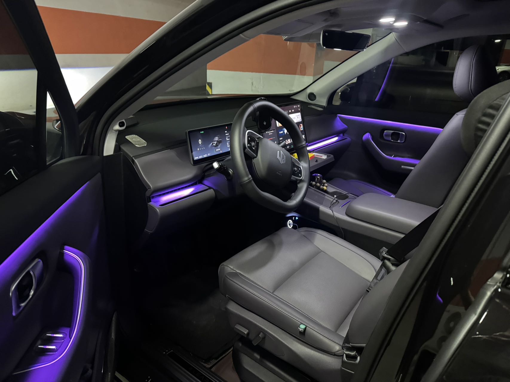 Leapmotor 2024 C16 200 Deluxe Edition
