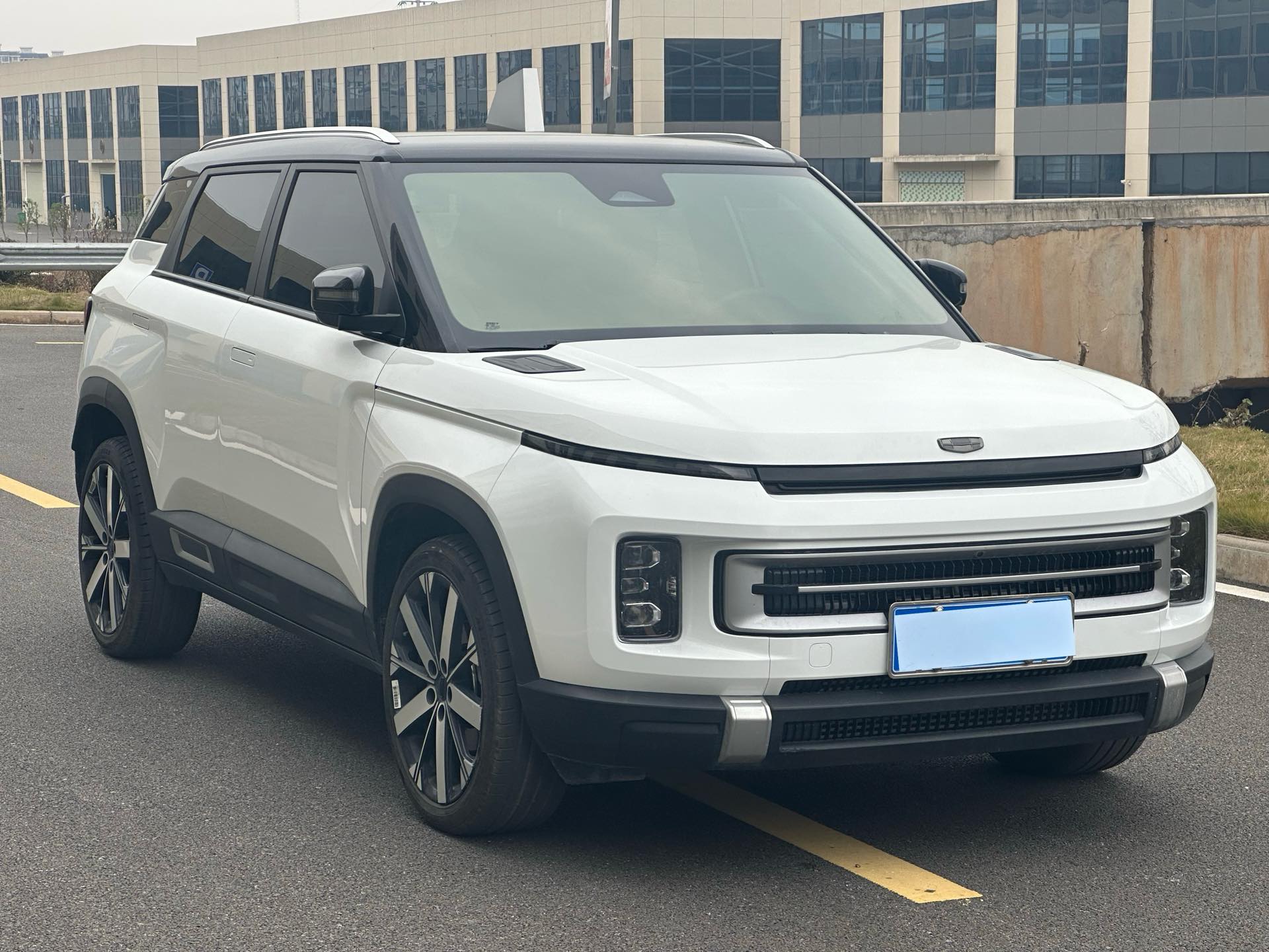 Geely 2023 Icon 1.5TD Hero
