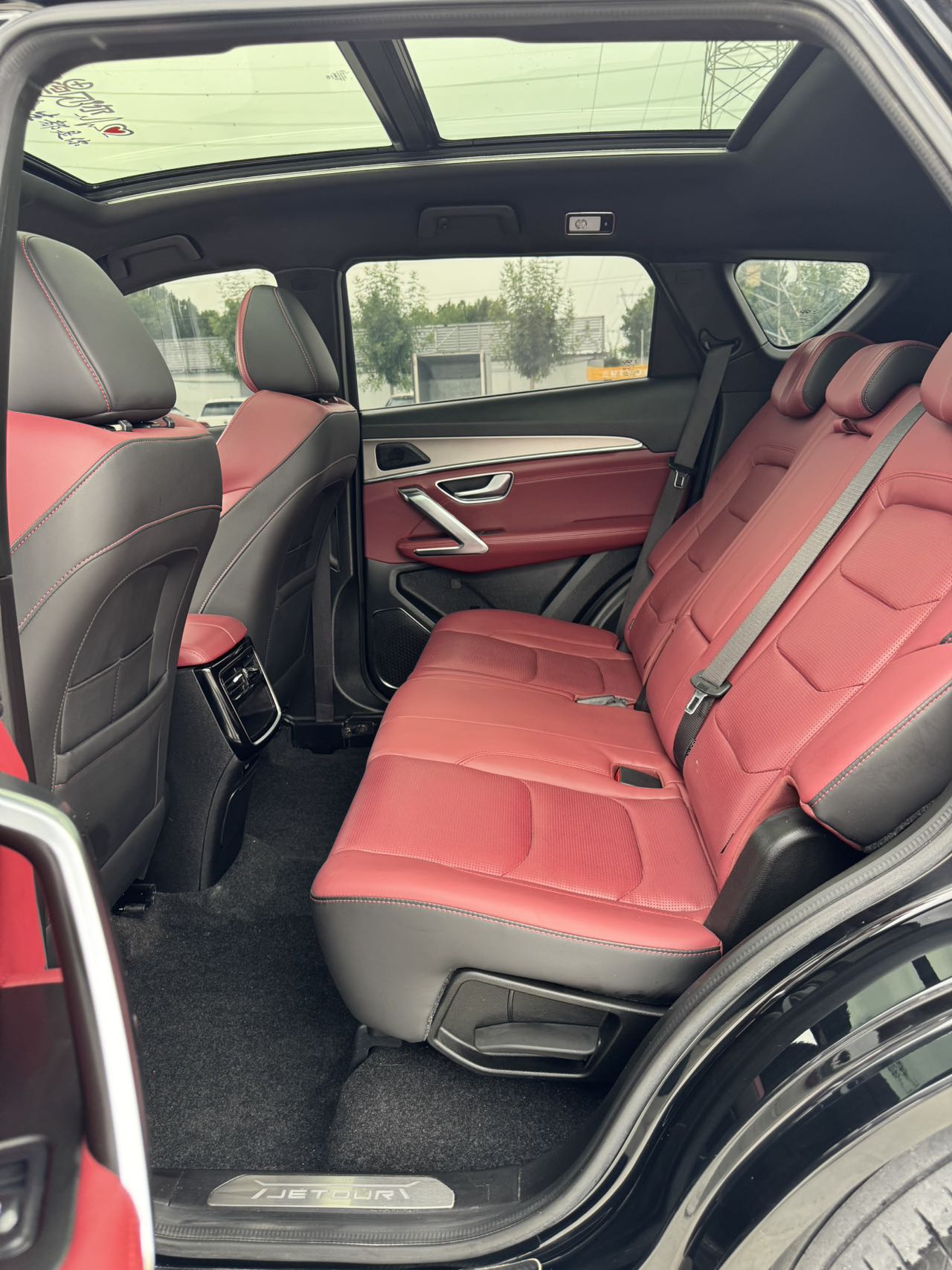 JETOUR 2021 X70 PLUS 1.5T Mountain 7-Seater