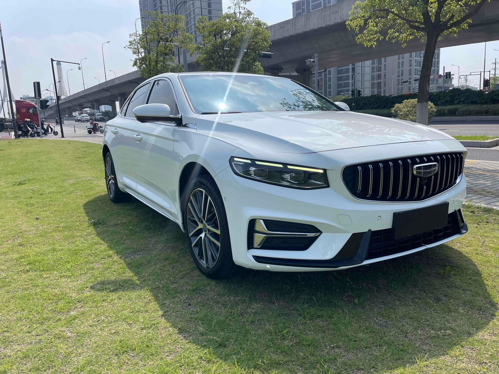 吉利 2023款 星瑞 2.0TD 尊贵型