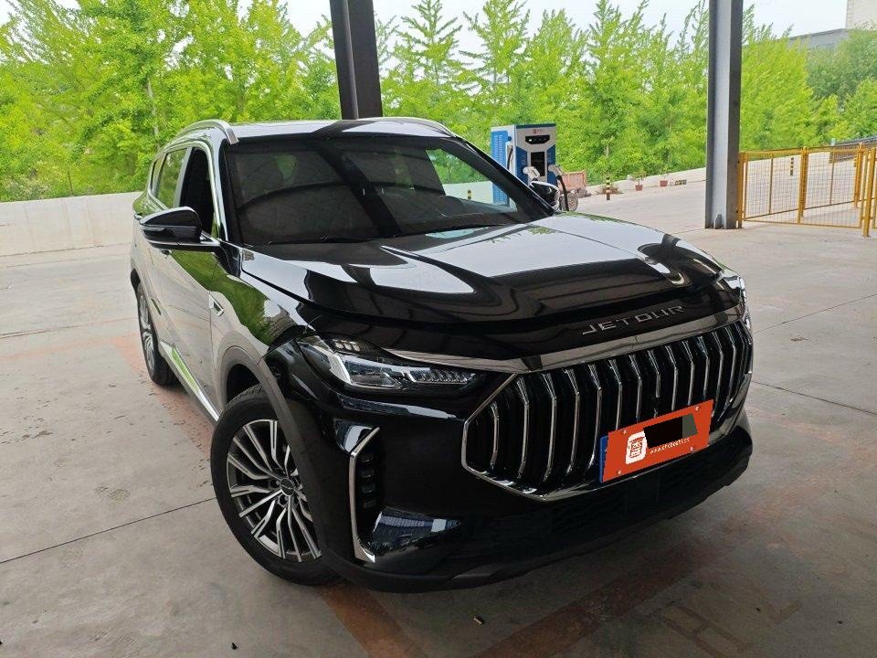 JETOUR 2025 X70 PLUS 1.5T Champion Edition PRO 5-Seater