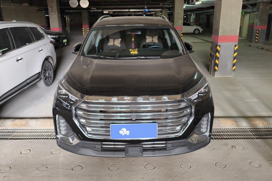 捷途 2023款 X90 PLUS 1.6TD 别墅6座