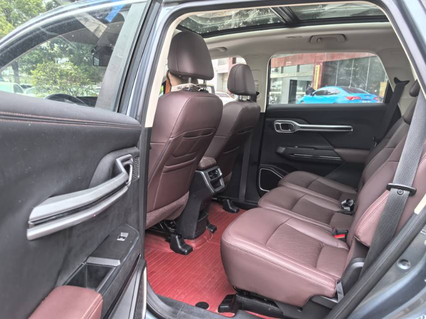 Geely 2022 Haoyue 1.8TD Luxury 7-Seater