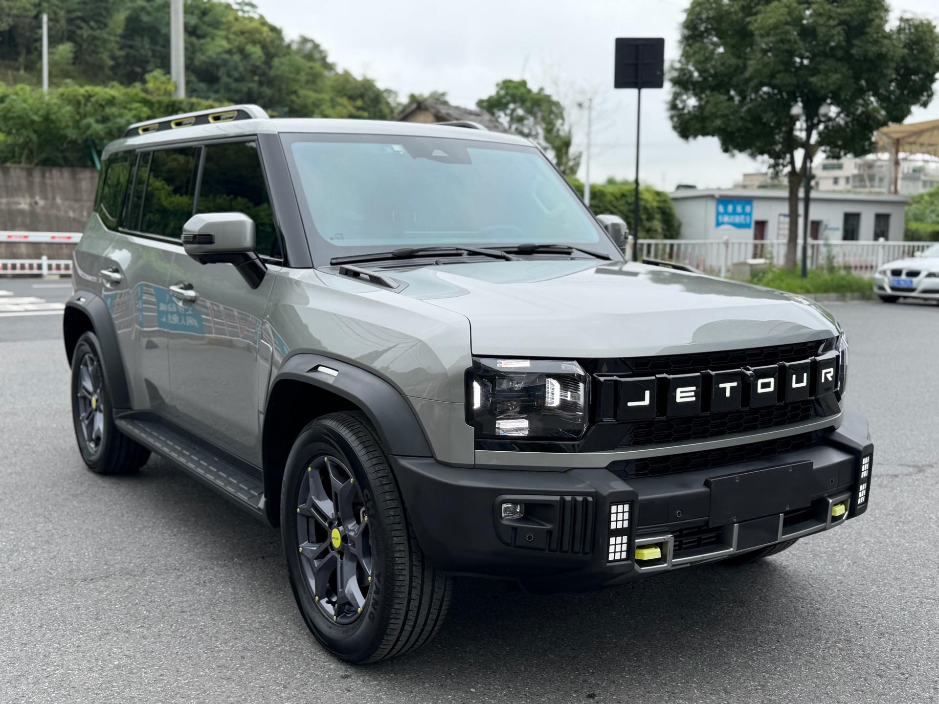 JETOUR 2023 Traveler 2.0T 4WD Cross PRO