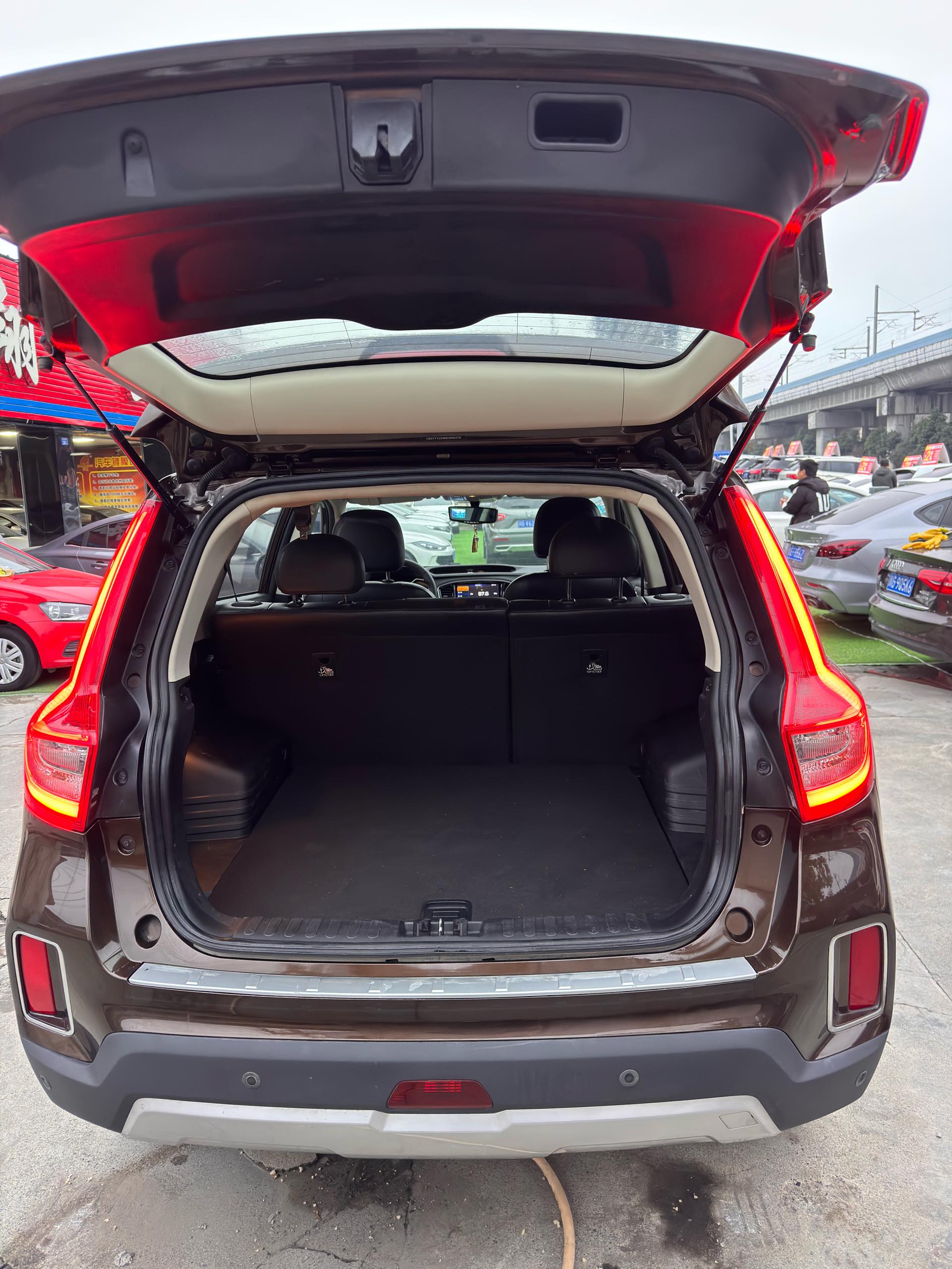Geely 2016 Vision SUV (X6) 1.3T CVT Luxury