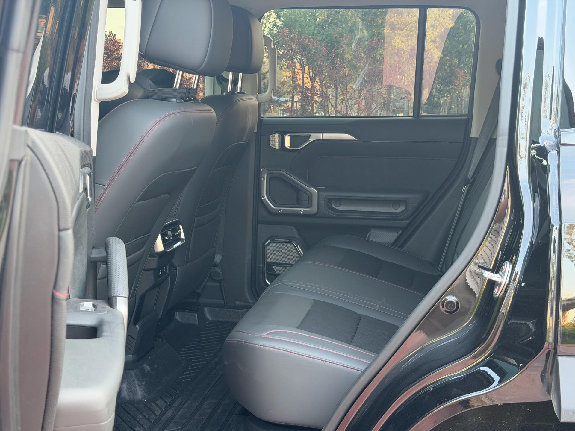 捷途 2023款 旅行者 1.5T 两驱发现PRO