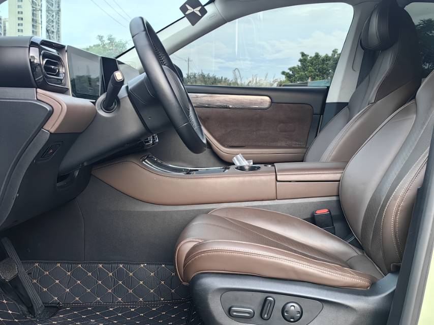 Leapmotor 2021 C11 Luxury Edition (Facelift)