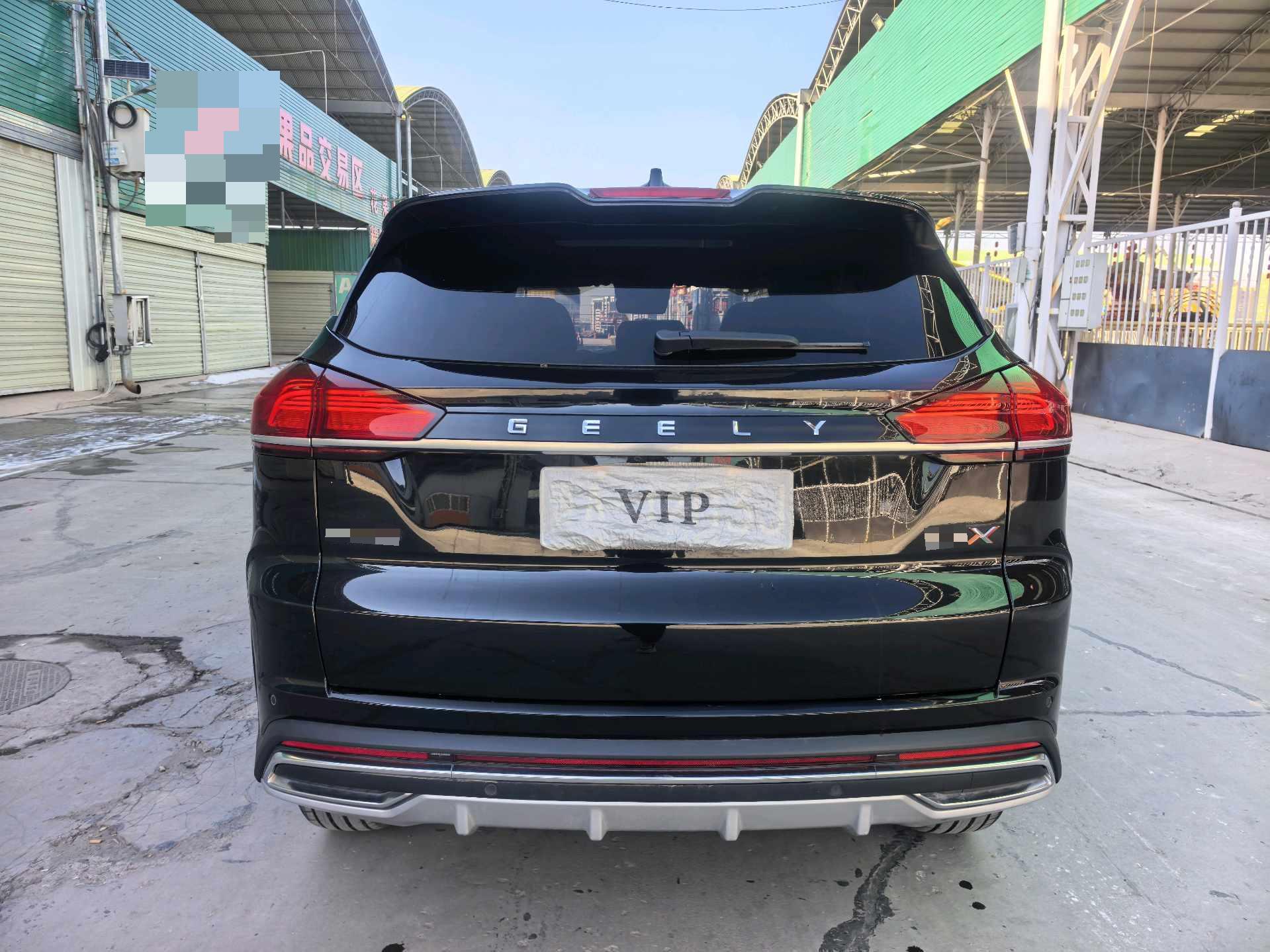 吉利 2022款 博越X 1.8TD 智尊型