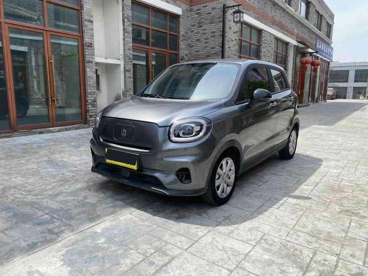 Leapmotor 2022 T03 Amber Edition