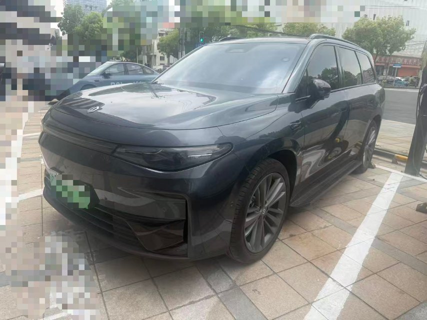零跑 2024款 C16 520尊享版