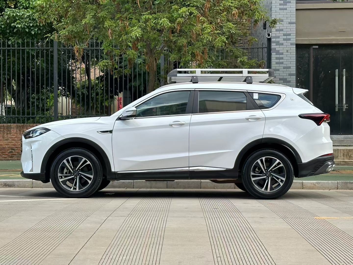 捷途 2021款 X70 PLUS 1.5T 林7座