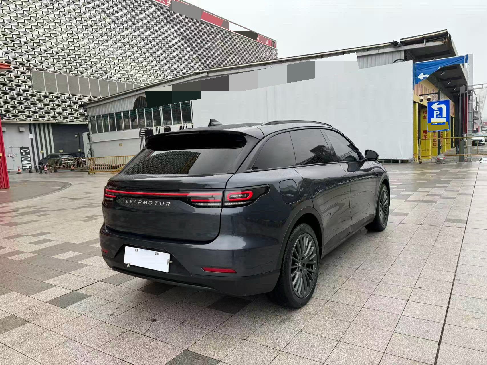 零跑 2023款 C11 180 舒享版