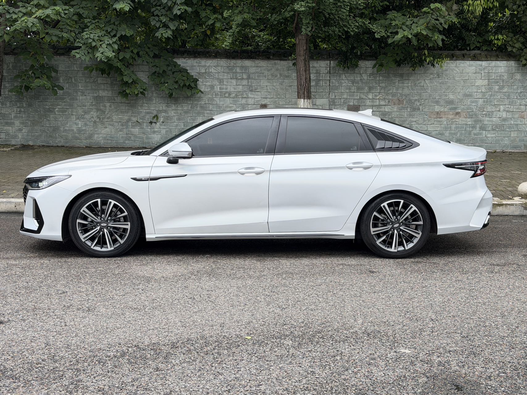 Chery 2022 Arrizo 8 1.6T Yi