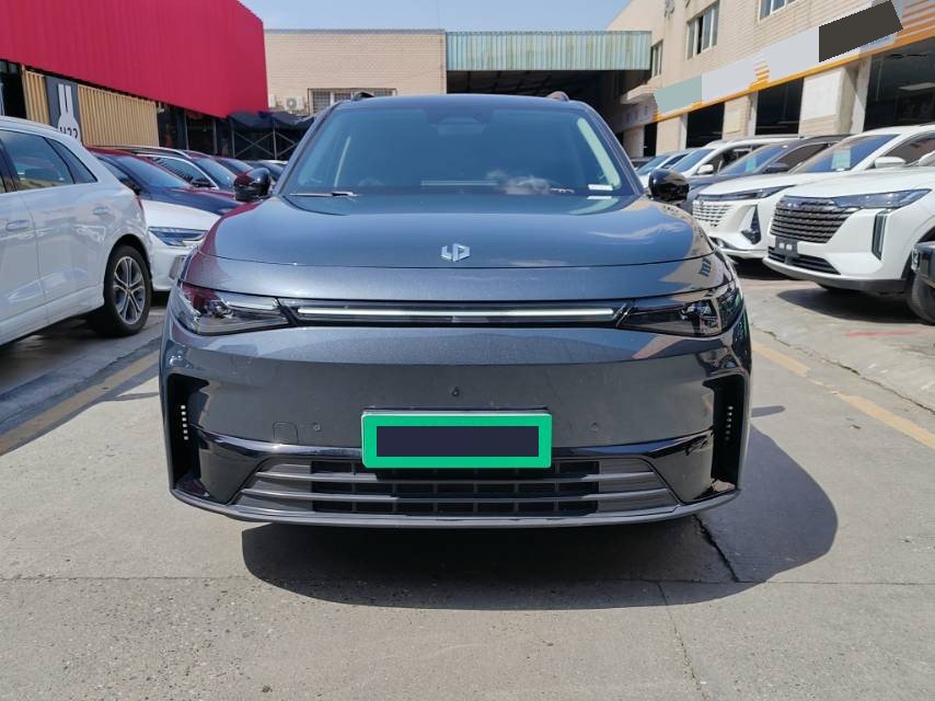 Leapmotor 2024 C16 200 Deluxe Edition