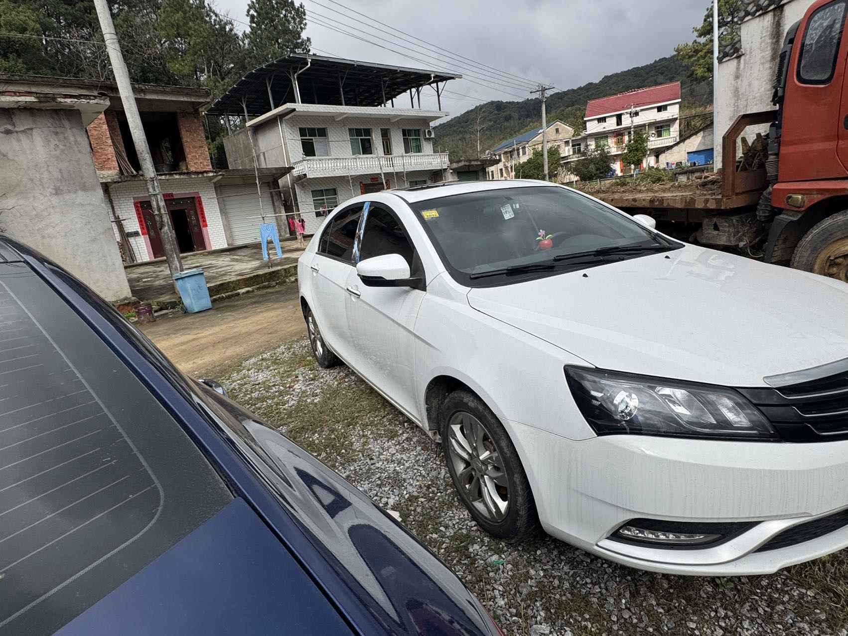 Geely 2016 Emgrand Sedan 1.5 CVT Upward Edition