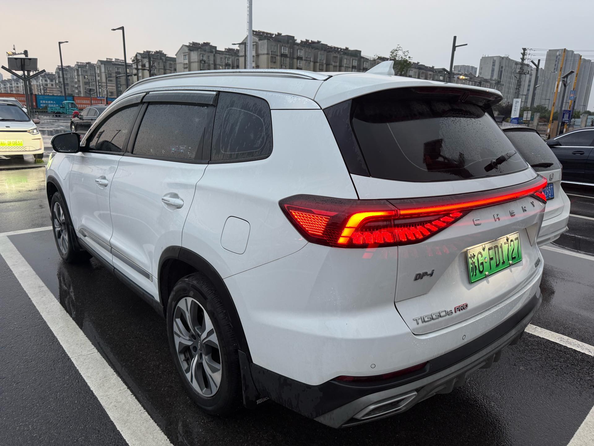 奇瑞 瑞虎8 PRO 新能源 2023款 瑞虎8 PRO PHEV 1.5T 悠享版