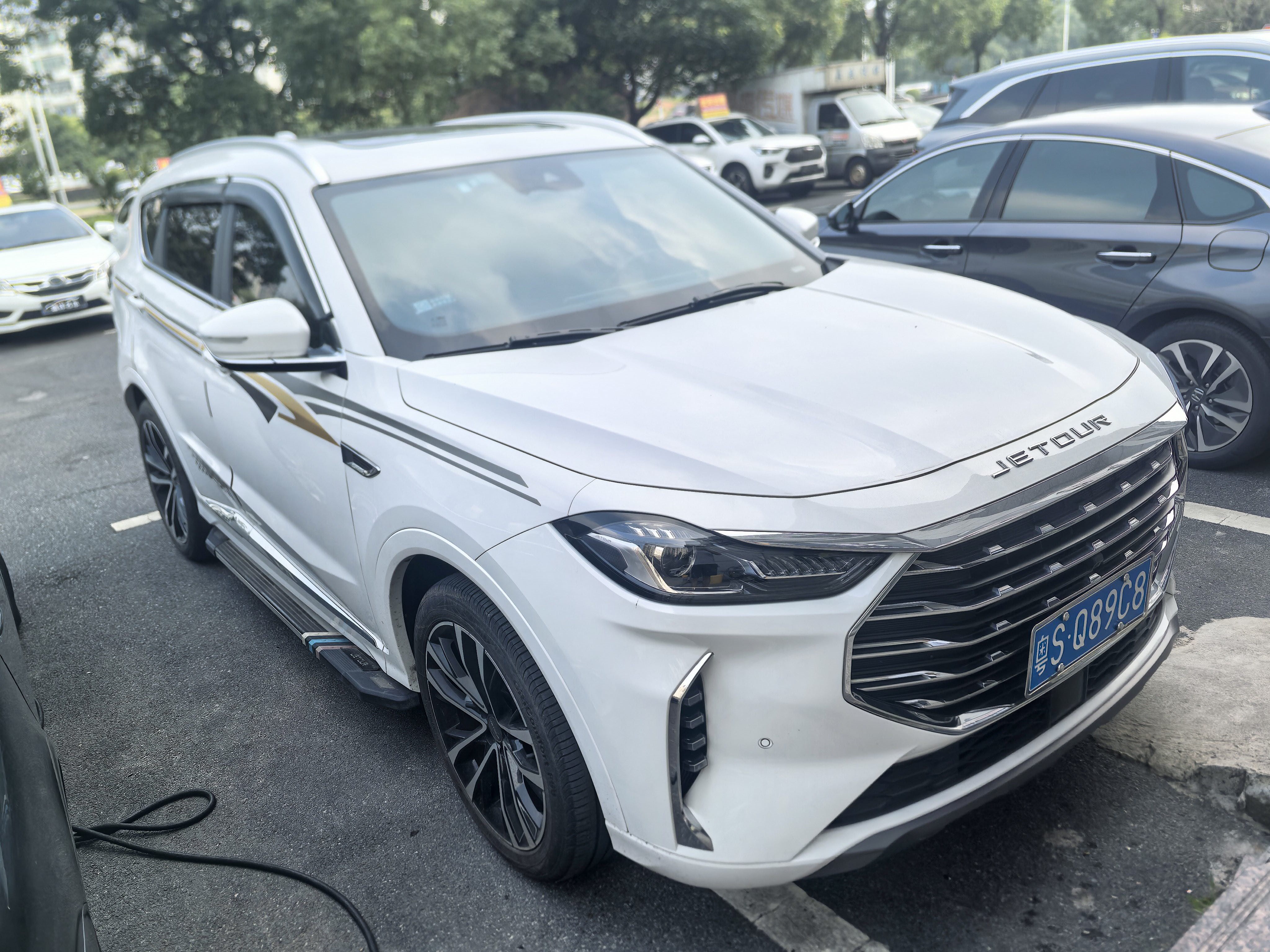 JETOUR 2021 X70 1.6T Zhuge Wuhou 7-Seater