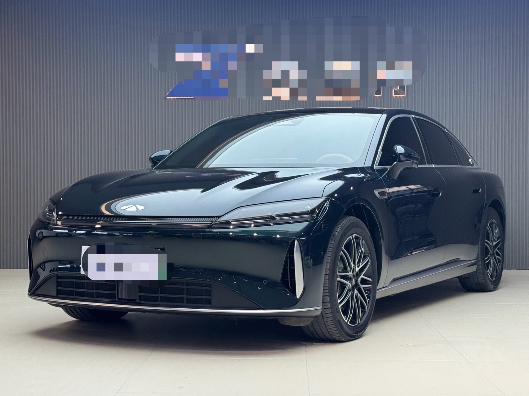 奇瑞 2025款 风云A9L 1.5T 260超长续航豪华版