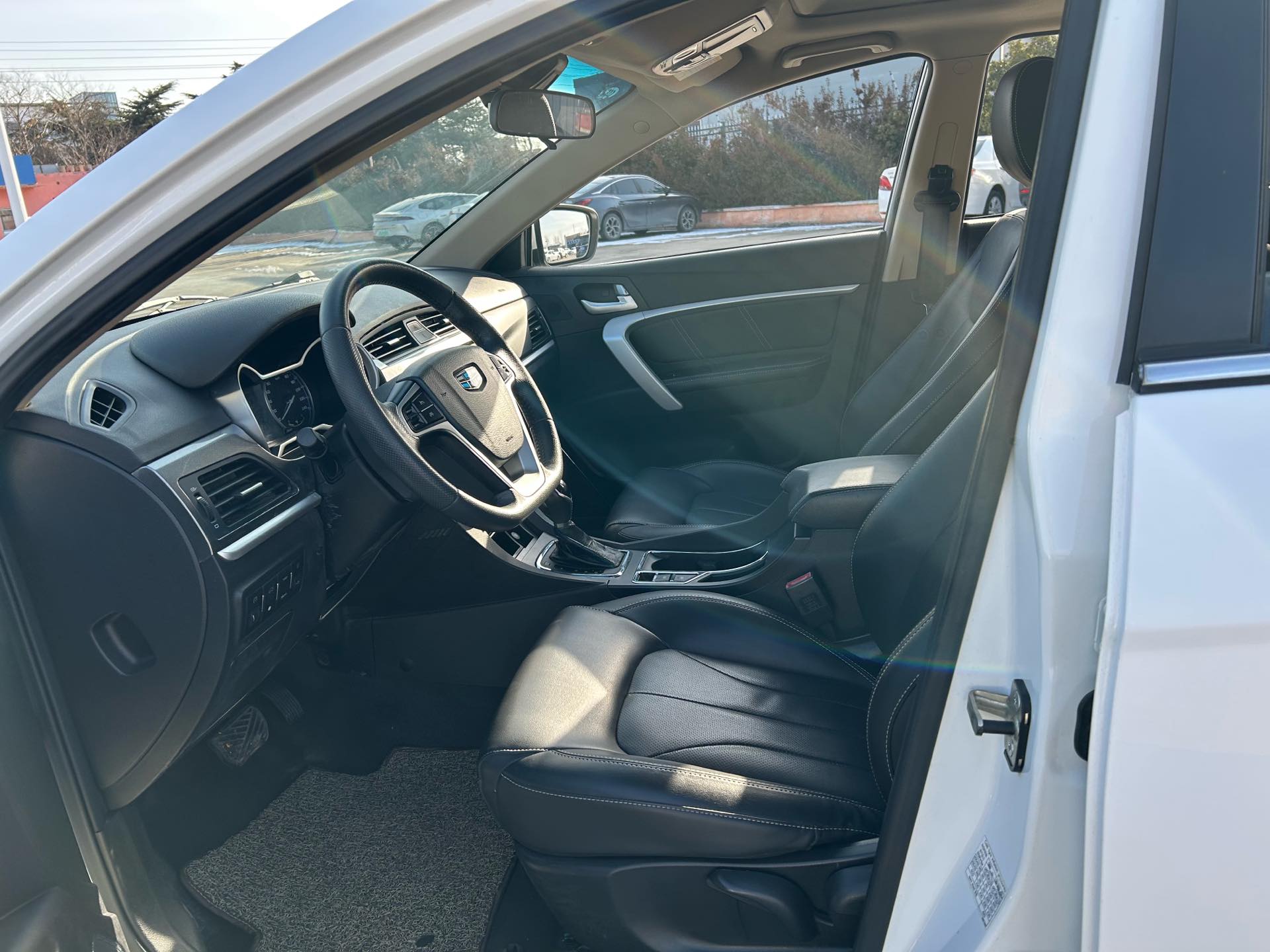 Geely 2017 Emgrand Sedan 1.5 CVT Million Edition Upward