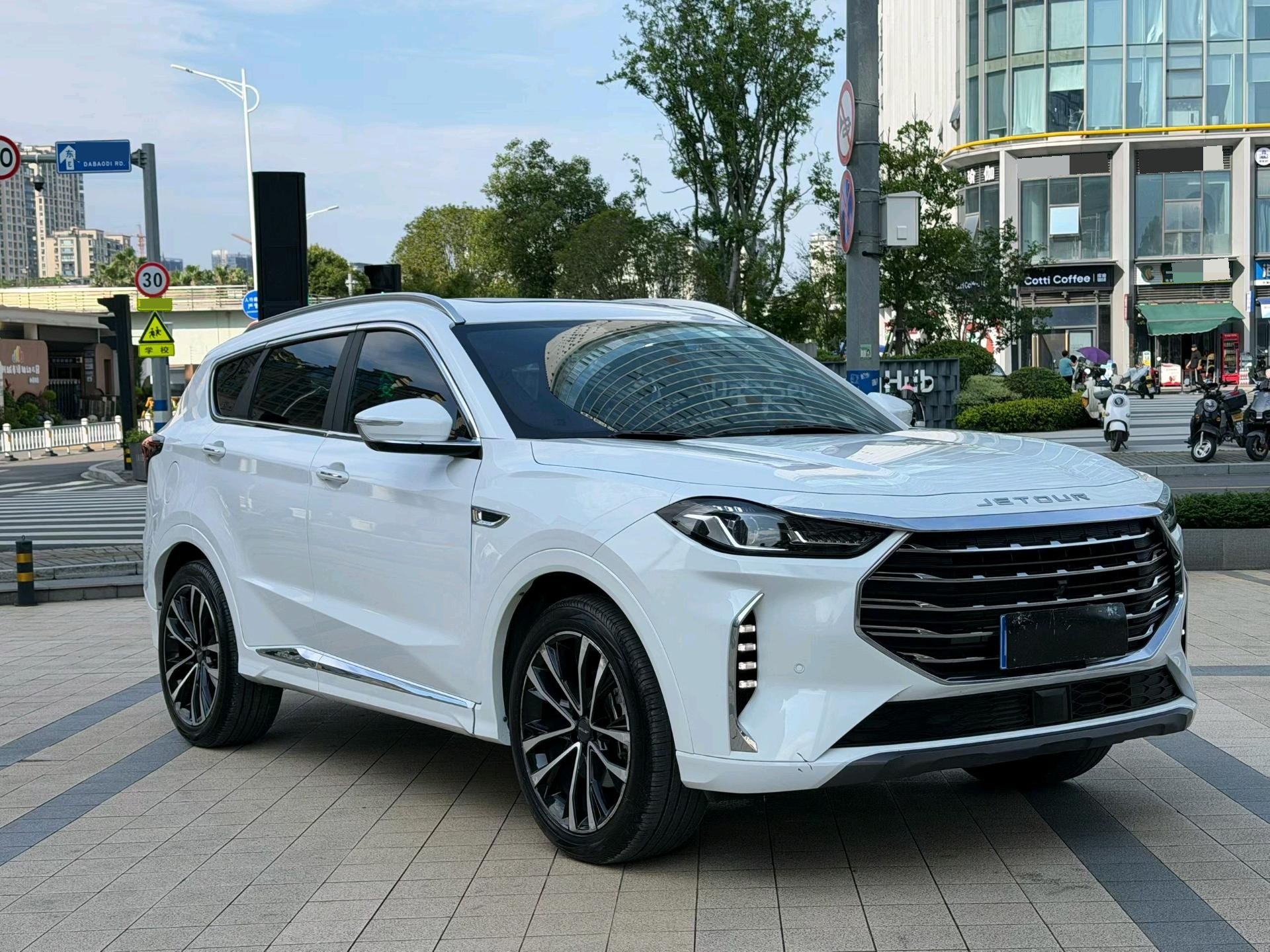 JETOUR 2021 X70 PLUS 1.6T Di PRO 7-Seater