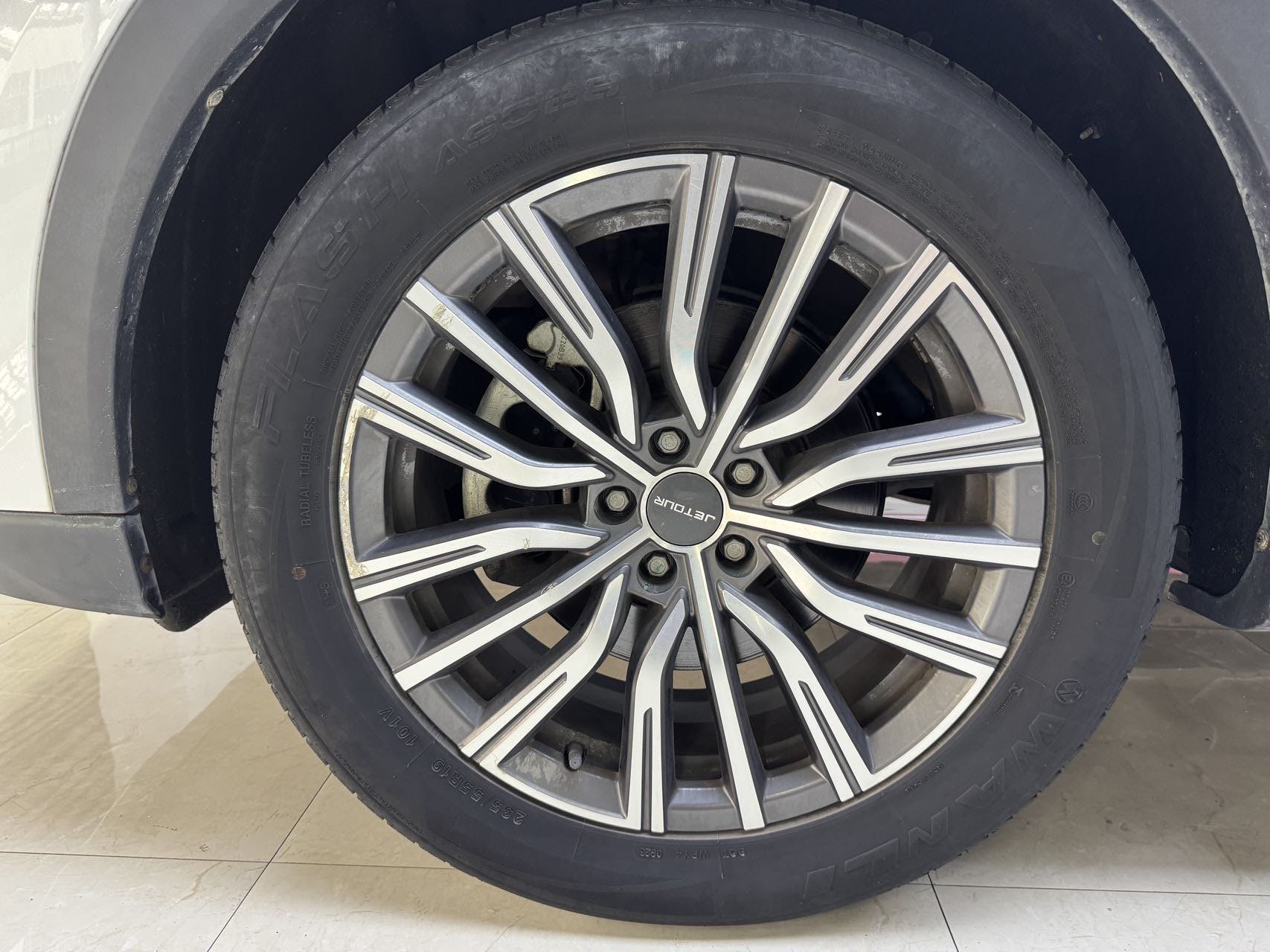 JETOUR 2023 X70 PLUS 1.5T Yongzhe PLUS 5-Seater
