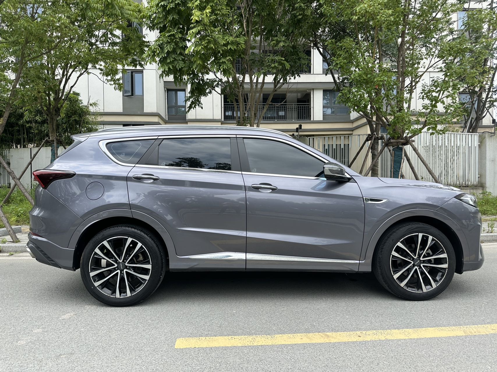 JETOUR 2023 X70 PLUS 1.6T Stronger PRO+ 5-Seater