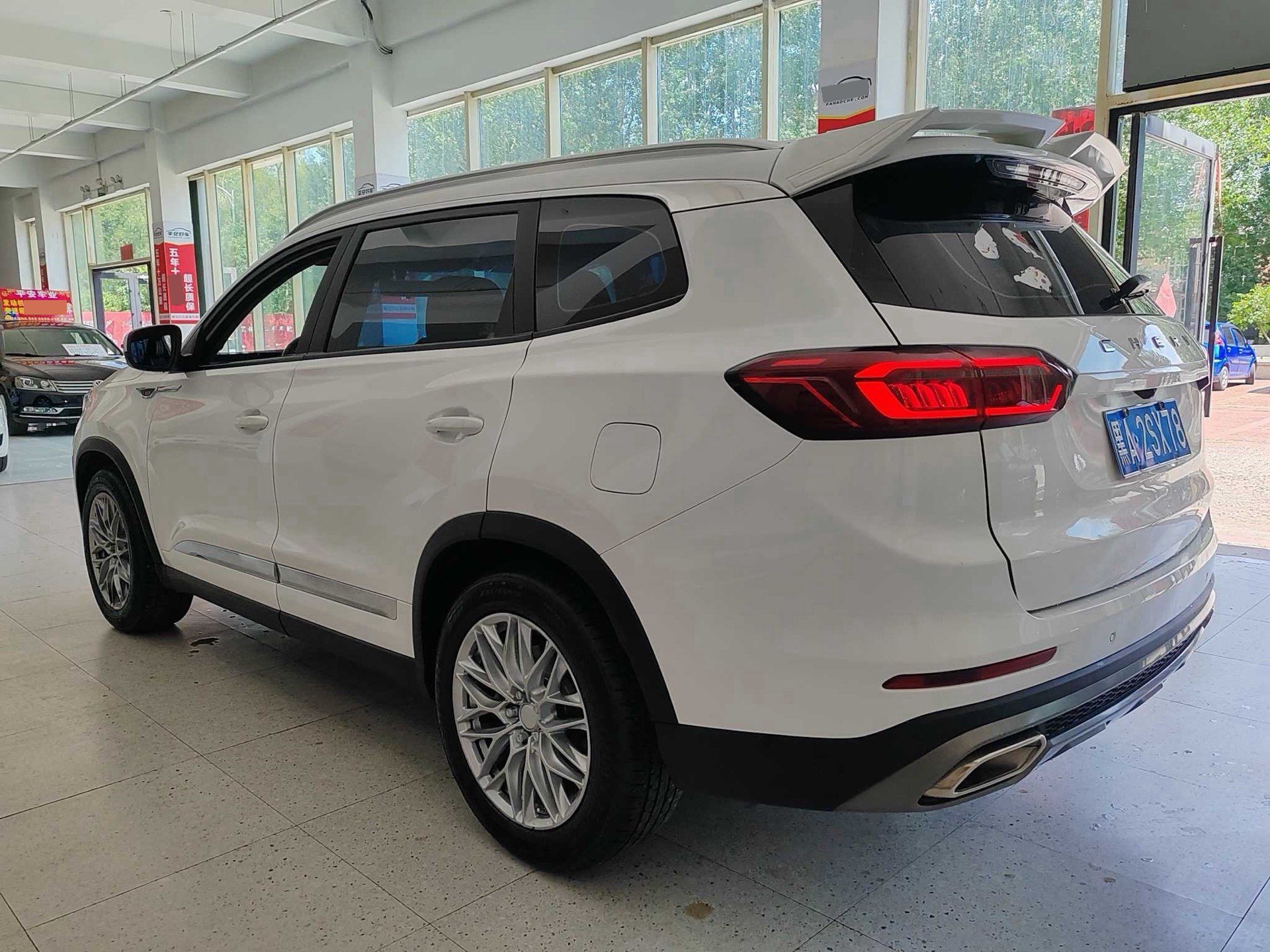 奇瑞 2022款 瑞虎8 PLUS 1.6TGDI 290TGDI 豪情版