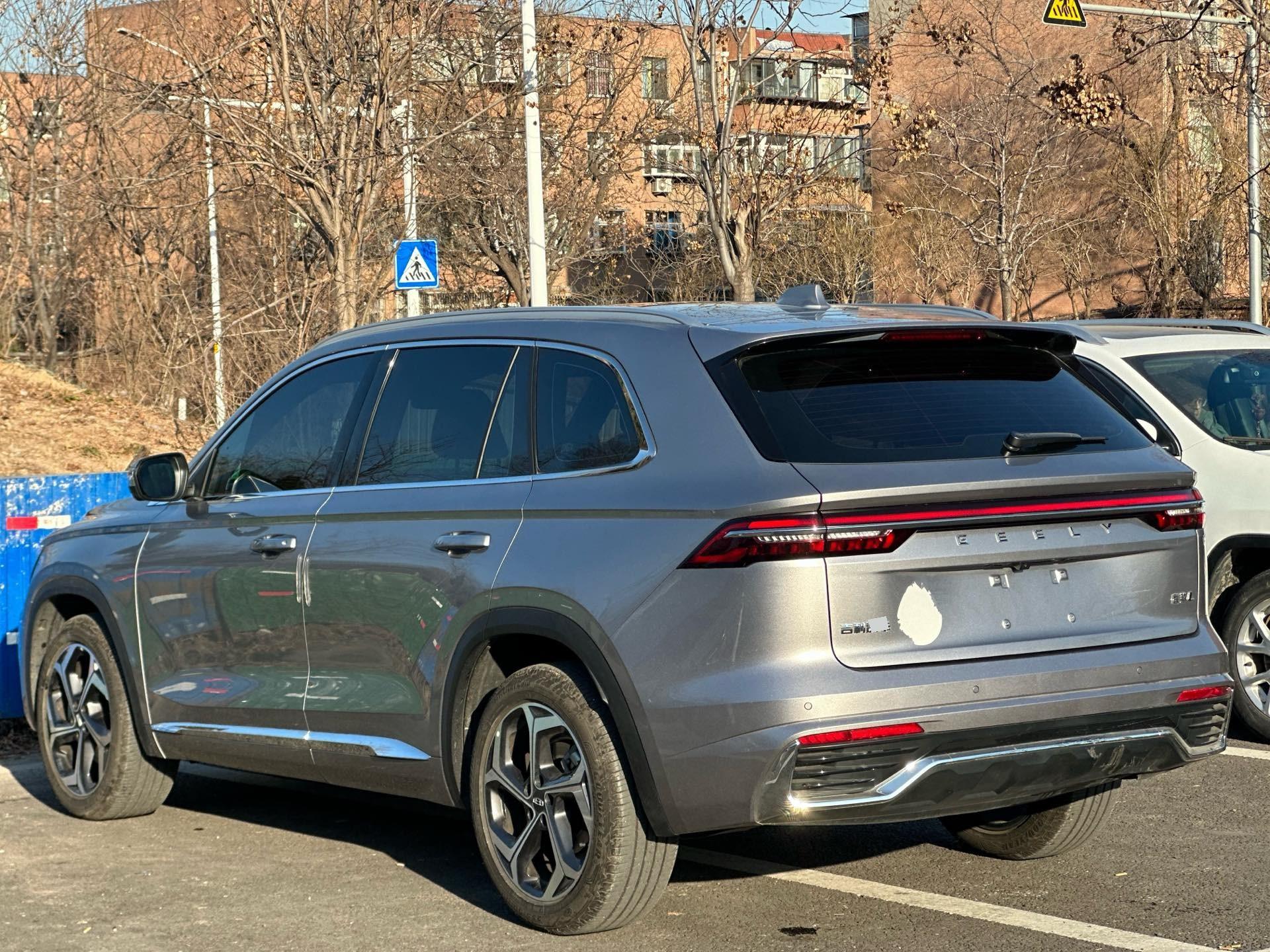 吉利 2021款 星越L 2.0TD EVO两驱尊贵型