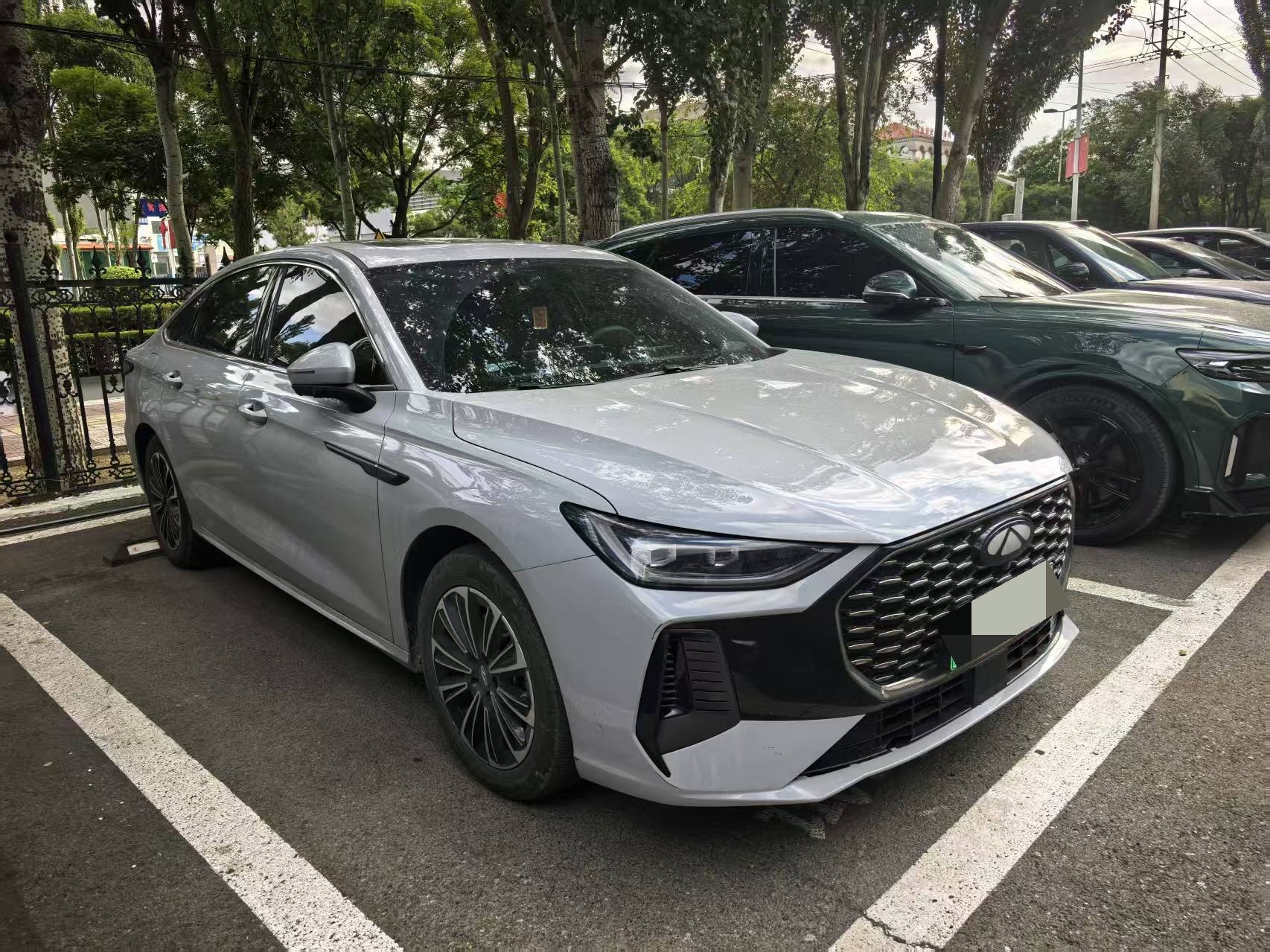 奇瑞 2025款 风云A8L 1.5TGDI 145km 舒适型