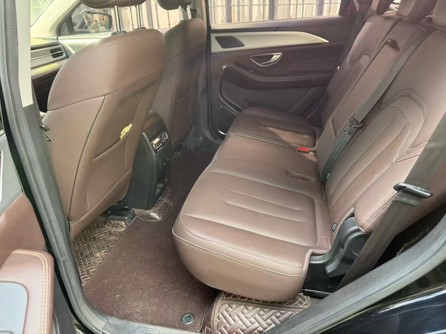 JETOUR 2023 X90 PLUS 1.6TD Flat Floor 7-Seater